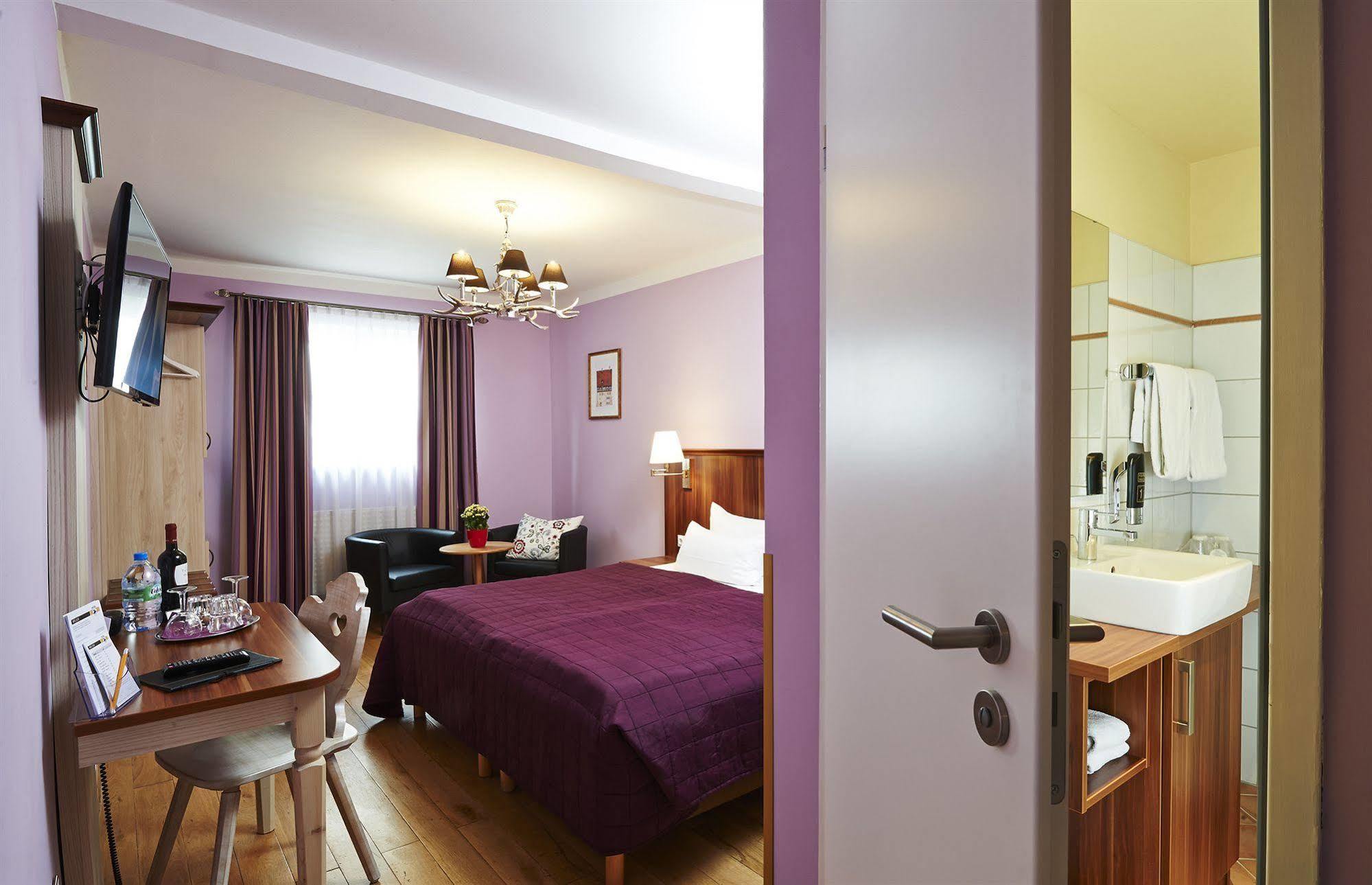 Hotel Elch Nuremberg Ngoại thất bức ảnh